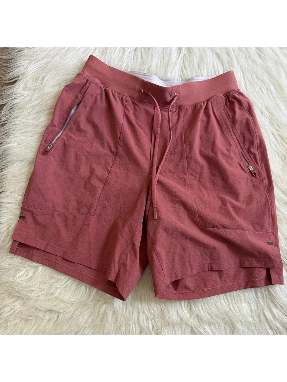 Lululemon License to Train Linerless Short 7